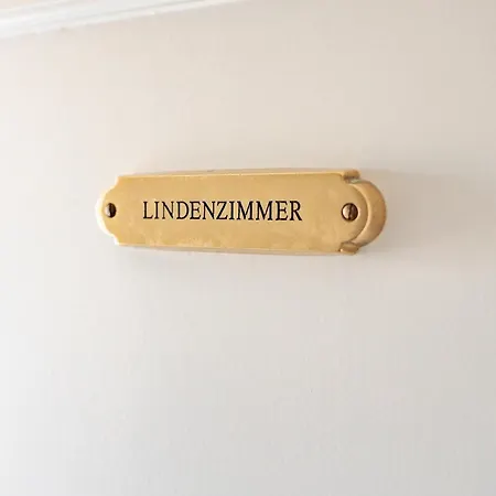 Landgasthof-unter Den Linden Oelixdorf